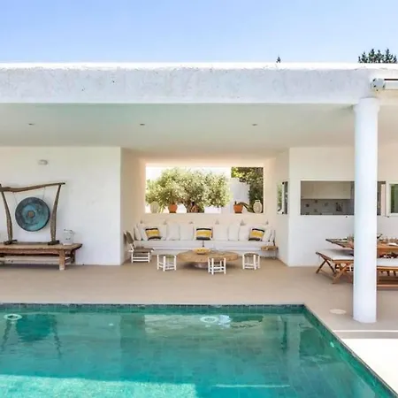 Exclusive 6 Bedroom With Swimming Pool,bbq Holiday home Le Lavandou